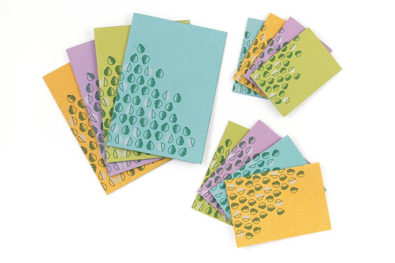 Quaderno I Love Green - Rigatura 5M - Quadretto da 5mm - carta paglia + riciclata 100% - 80g - mini 12x17cm - copertine assortite