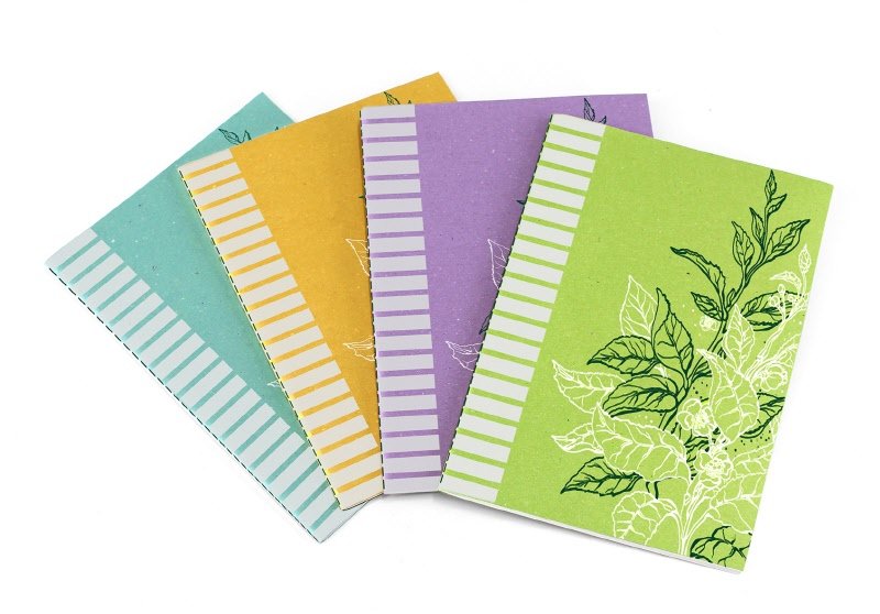 Quaderno - carta riciclata - A4 - senza righe - colori assortiti